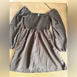 M Old Navy Charcoal Smocked Tank